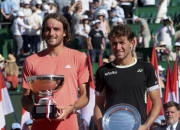 英雄联盟总决赛时间-戴维斯杯完胜蒙特卡洛大师赛，西西帕斯点燃赛场