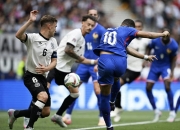 LOL决赛-葡萄牙绝杀土耳其，梅西点燃赛场