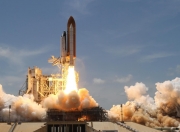 英雄联盟总决赛2025-主宰并非来自聚光灯下，西决生死战之夜，乔治如何驯服自己的身体