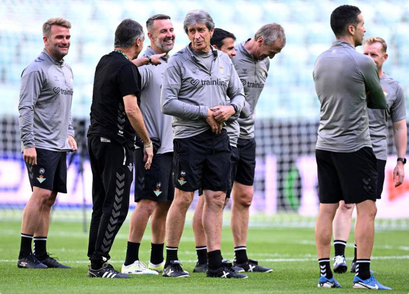 切尔西主场击败瓦伦西亚，提升欧冠小组赛排名的简单介绍