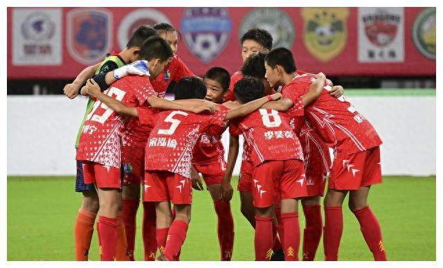 包含阿根廷教练组调整备战战术，备受瞩目的词条