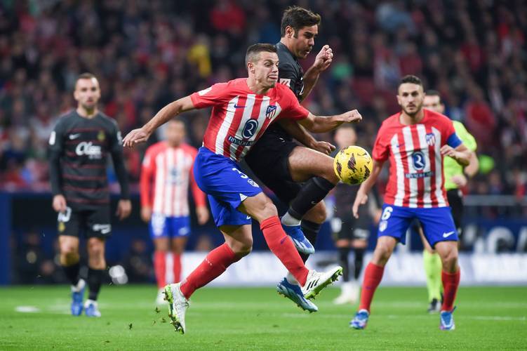 西甲强队对决:马德里竞技与皇家马德里将展开激烈对抗 西甲强队对决:马德里竞技与皇家马德里将展开激烈对抗