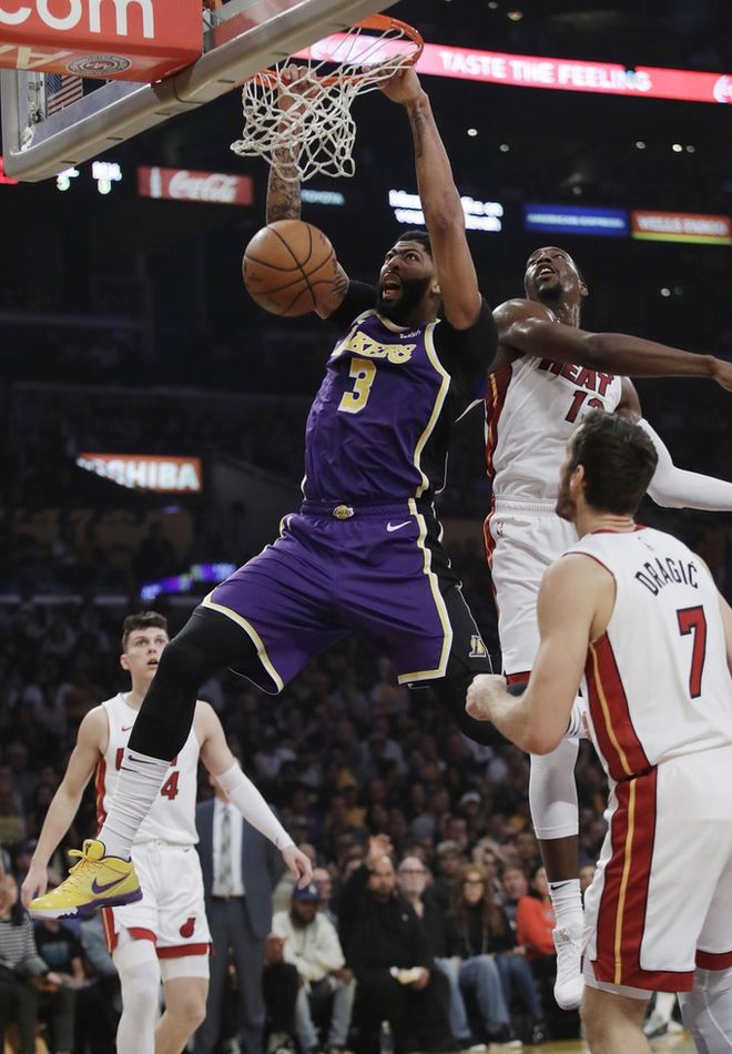 江苏队鏖战马刺，浓眉哥刷新纪录的简单介绍