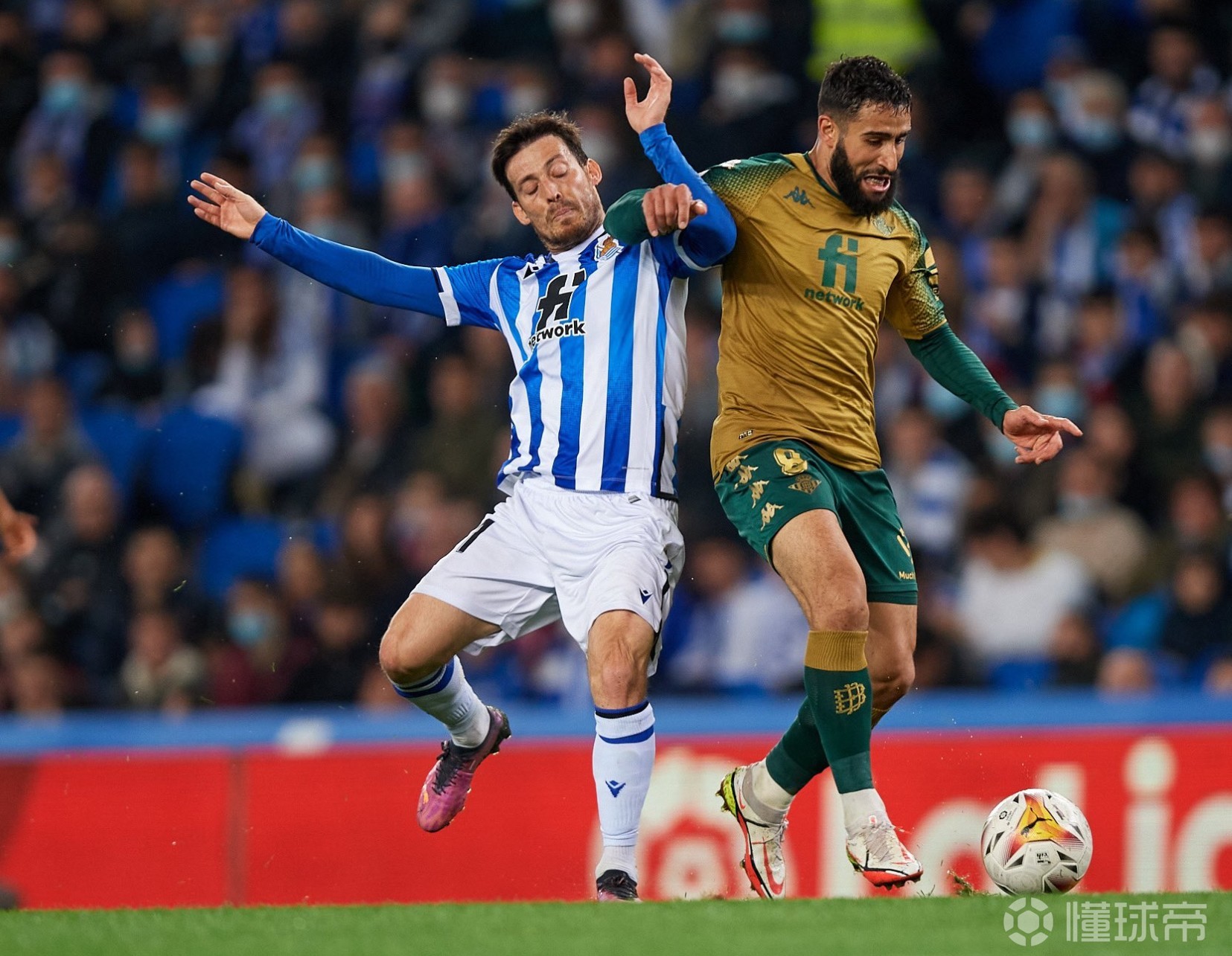 塞维利亚险胜那不勒斯，哈弗茨惊艳四座