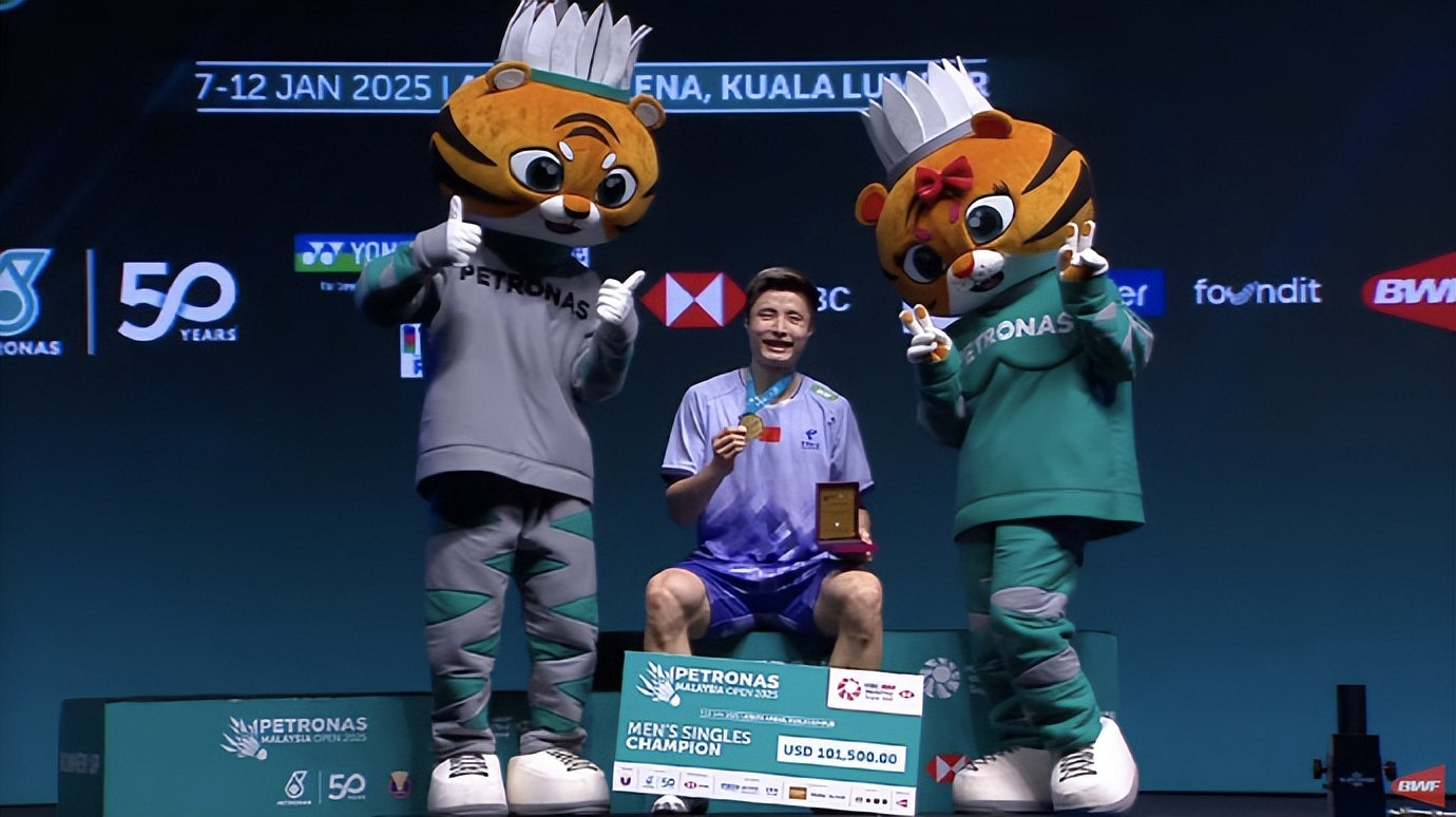 日本队完胜法国队,石宇奇惊艳四座 日本队完胜法国队,石宇奇惊艳四座