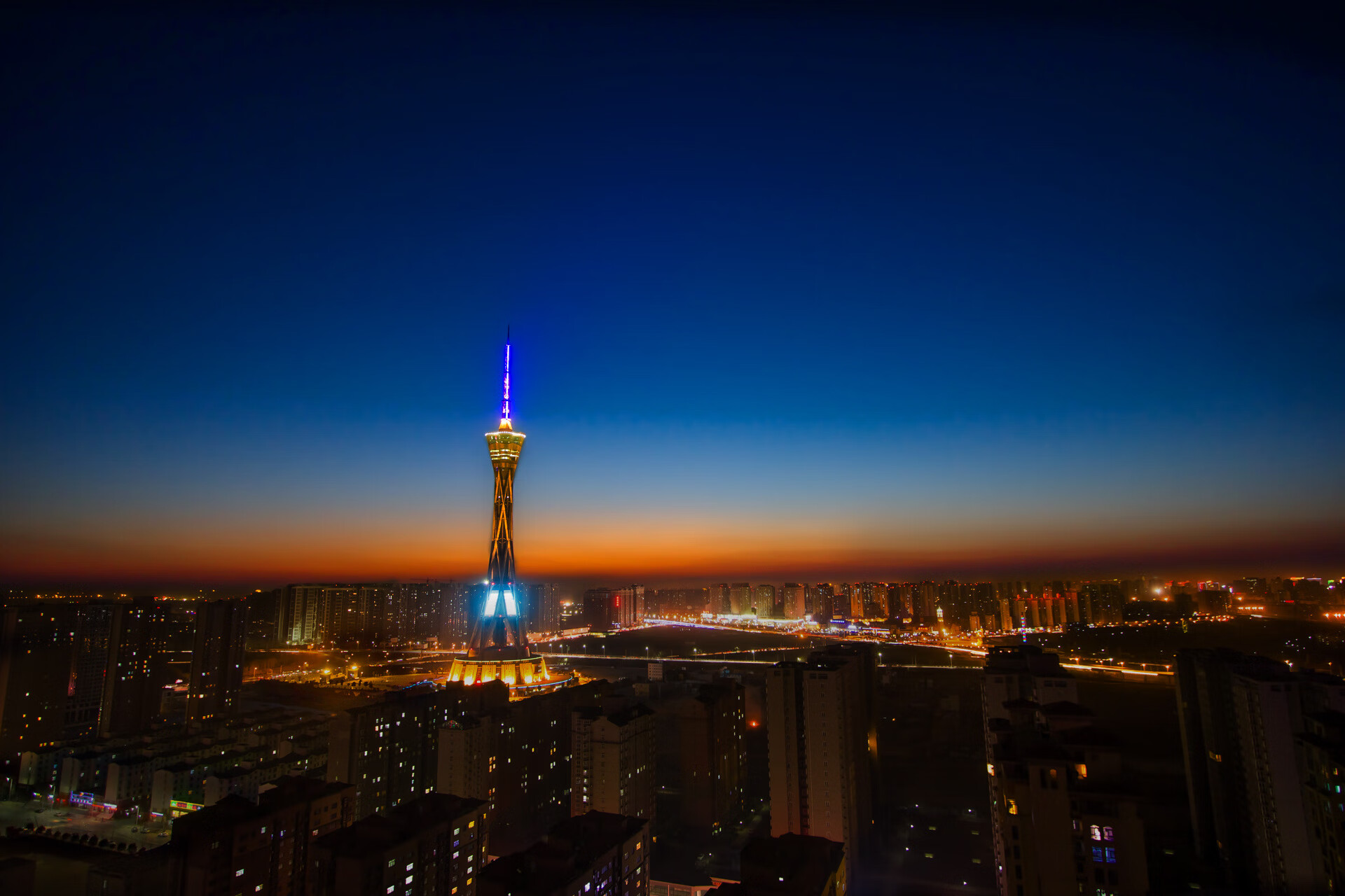 当蓝色海洋响起水花声，雷霆克莱单场11记三分淘汰老鹰的魔幻之夜