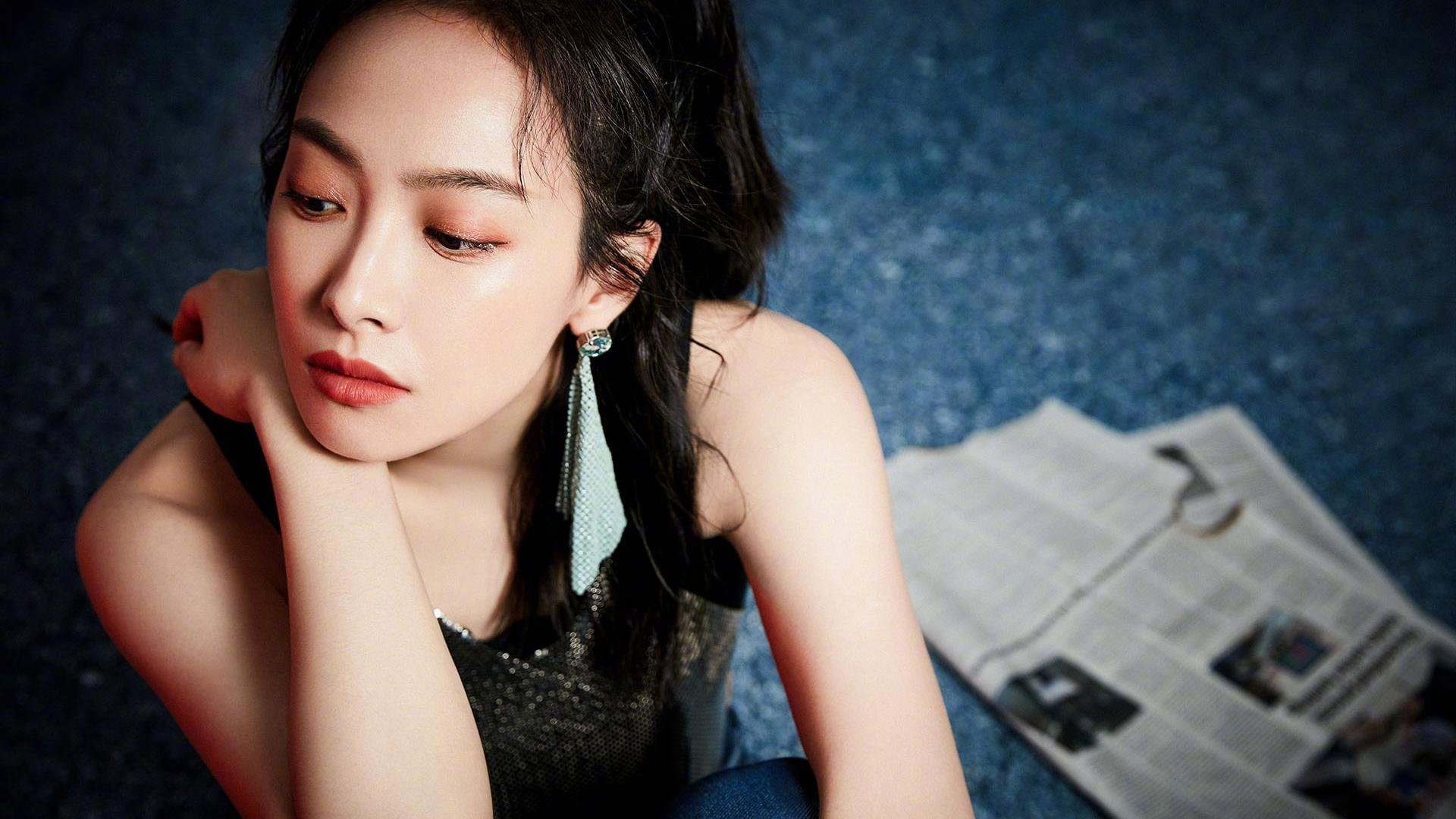 沙漠雄狮吞噬高原,梅西的影子在阿圭罗脚下苏醒